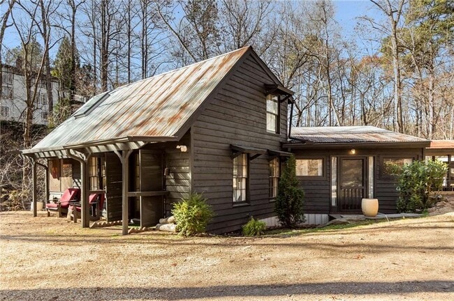1580 Jones Rd in Roswell, GA - Building Photo - Building Photo