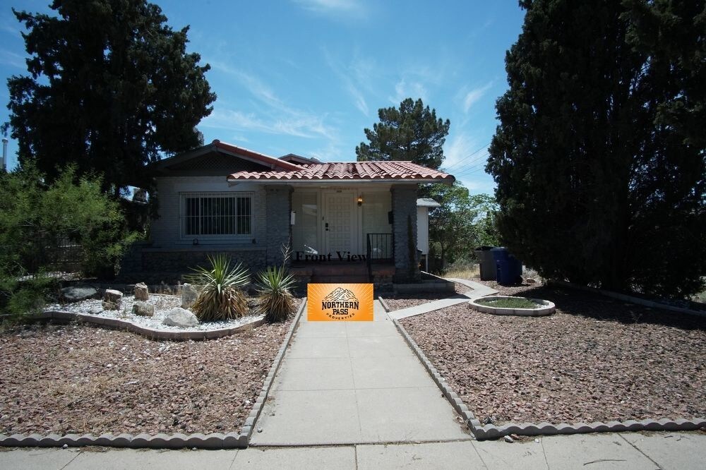 2325 N Kansas St in El Paso, TX - Building Photo