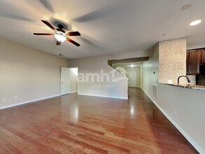 298 Scarlett Ln in Richmond Hill, GA - Foto de edificio - Building Photo