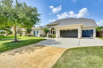 20637 Eaglewood Trace Dr in Porter, TX - Foto de edificio - Building Photo