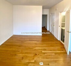 284 Chelsea St-Unit -3 in Boston, MA - Building Photo - Building Photo