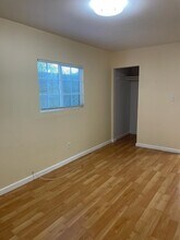 5332 Buchanan St, Unit 5332 in Los Angeles, CA - Building Photo - Building Photo