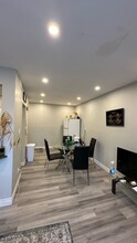 37 Mericourt Rd in Hamilton, ON - Building Photo - Building Photo