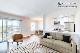 4006 Emerald St in Torrance, CA - Building Photo