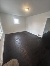 3229 W 32nd St in Cleveland, OH - Building Photo - Building Photo