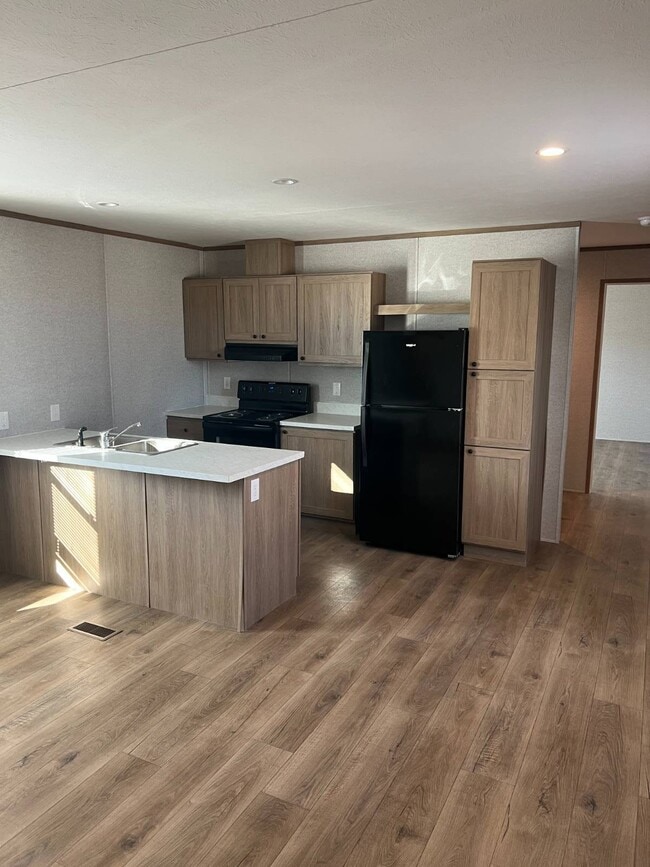 property at 200 E Zora St