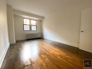 EAST 63 STREET in New York, NY - Building Photo - Building Photo