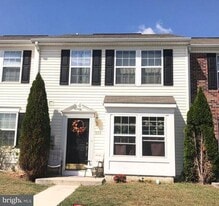 105 Checko Ct in Martinsburg, WV - Building Photo