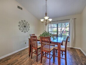 1407 Holleman Dr in Valrico, FL - Building Photo - Building Photo