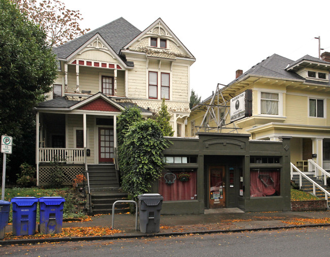1024 SE 12th Ave