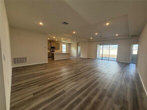 4019 Harvest Hearth Pl in Plant City, FL - Building Photo - Building Photo