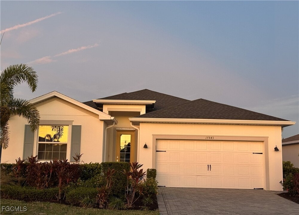 17843 Palmetto Pass Ln in Punta Gorda, FL - Building Photo