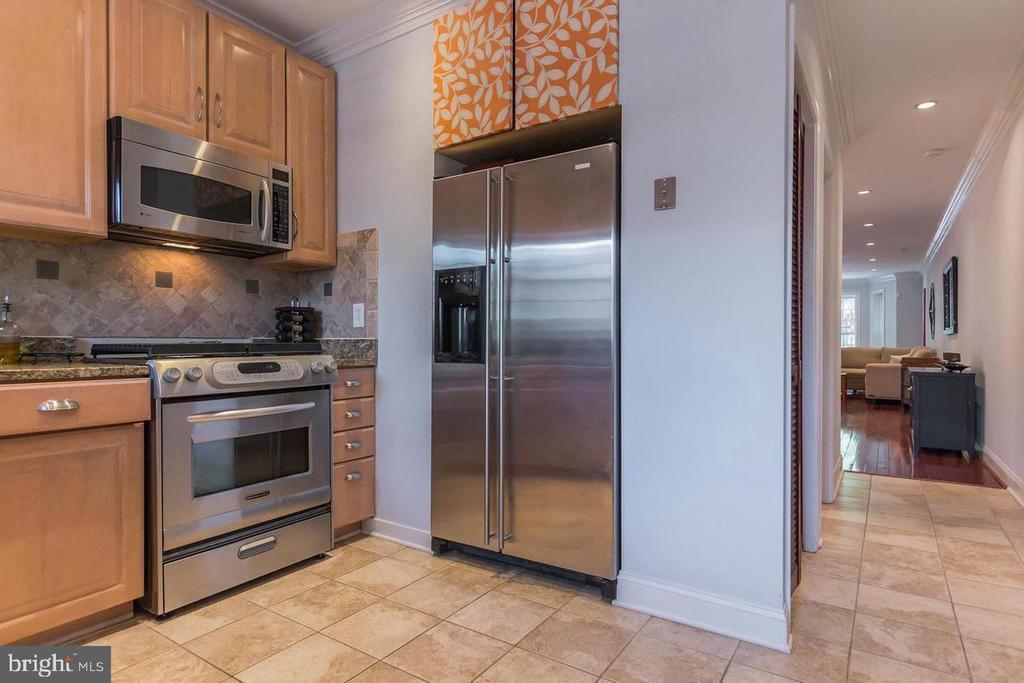 42 Rhode Island Ave NW in Washington, DC - Building Photo