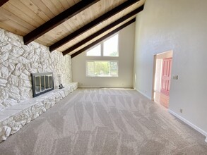 5035 Topaz Ave in Rocklin, CA - Building Photo - Building Photo