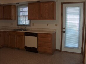 807 E Franklin St, Unit C in Mahomet, IL - Building Photo - Building Photo