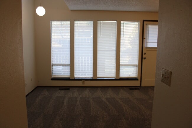 494 N Colorado Ave, Unit 494 in East Wenatchee, WA - Building Photo - Building Photo