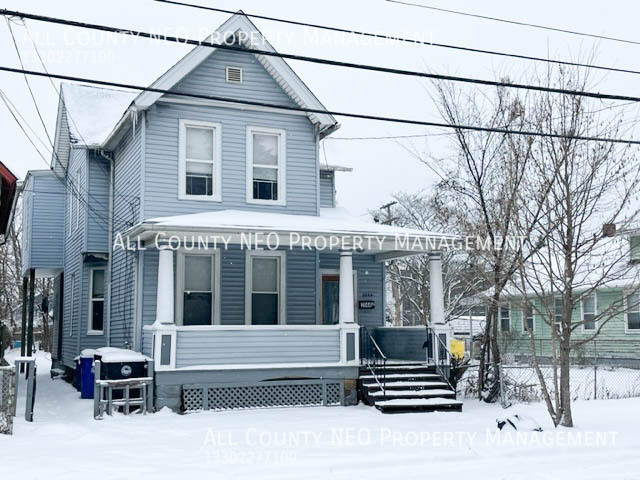 2044 W 44th St in Cleveland, OH - Building Photo