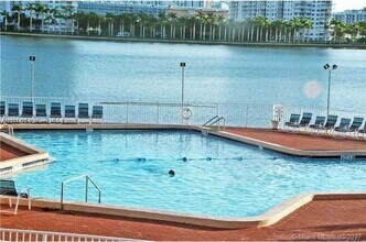 2859 Leonard Dr in Aventura, FL - Building Photo - Building Photo