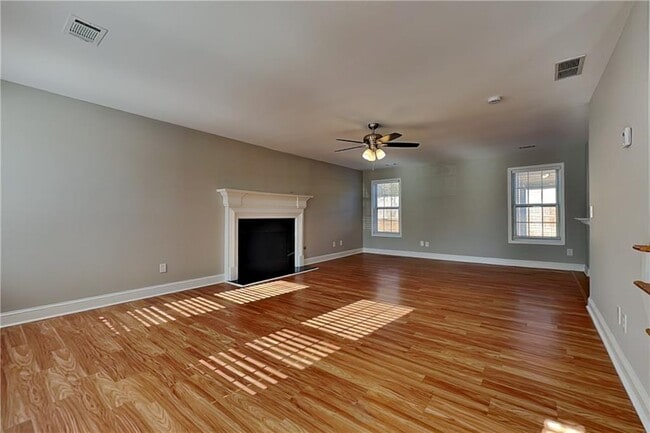 3205 Wellbrook Dr in Loganville, GA - Building Photo - Building Photo