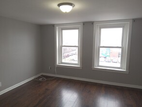 907 Tilghman St in Allentown, PA - Foto de edificio - Building Photo