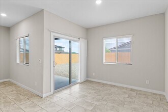 993 E Cactus Wren Dr in Casa Grande, AZ - Building Photo - Building Photo