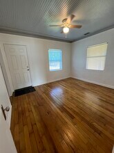 412 Riverside Dr in Tarpon Springs, FL - Building Photo - Building Photo