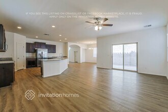 1240 E Palomino Way in Queen Creek, AZ - Building Photo - Building Photo