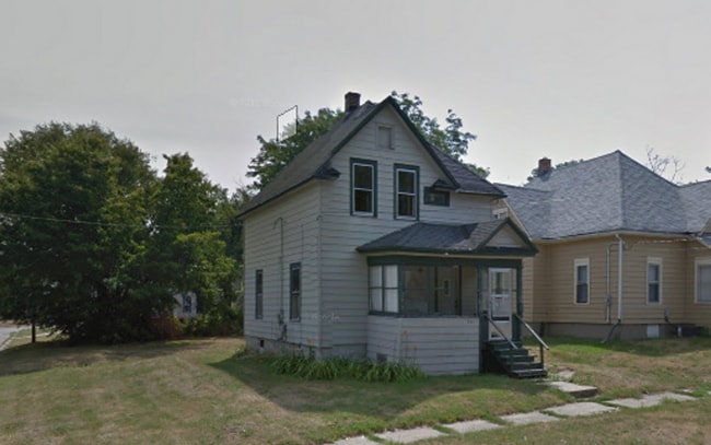 property at 521 Albert Ave