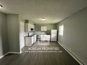 2324 State St, Unit 3 in New Castle, IN - Foto de edificio - Building Photo