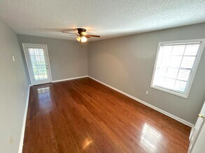 5144 Country View Ln in Memphis, TN - Building Photo - Building Photo