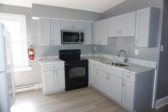 25 N 2nd St, Unit 3 in Easton, PA - Building Photo - Building Photo