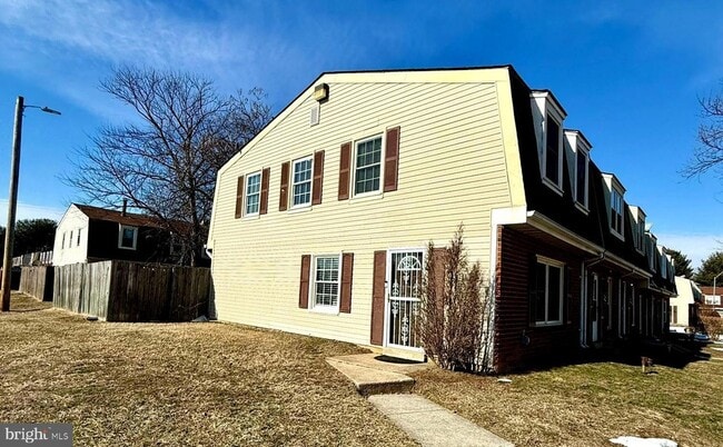 property at 1841 Arwell Ct