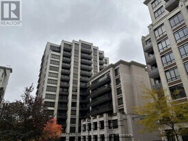 38 Cedarland Dr in Markham, ON - Building Photo