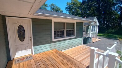 45 Longfellow Dr in Mastic Beach, NY - Building Photo - Building Photo