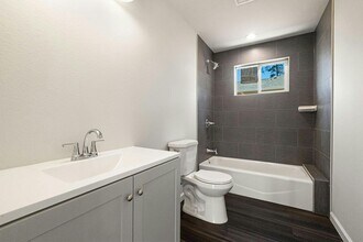 1424 Sleepy Hollow Ln in Paradise, CA - Building Photo - Building Photo