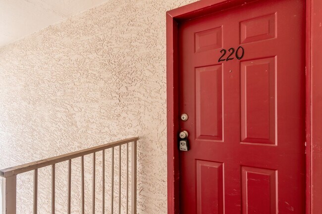 616 S Hardy Dr in Tempe, AZ - Building Photo - Building Photo