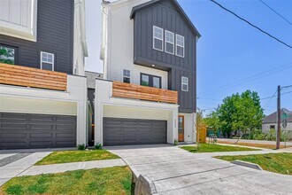 2502 Gano St in Houston, TX - Building Photo - Building Photo