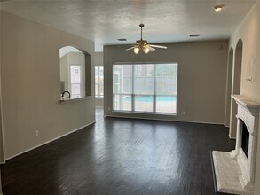 24802 Jillian Way Ct in Spring, TX - Foto de edificio - Building Photo