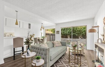 2621 S Centinela Ave in Santa Monica, CA - Building Photo - Building Photo