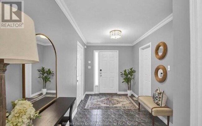 1408 Mickaila Cres in Windsor, ON - Building Photo - Building Photo
