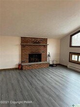 3322 Woodland Dr in Tobyhanna, PA - Building Photo - Building Photo