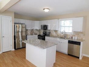 2432 Northbrook Rd in Snellville, GA - Building Photo - Building Photo