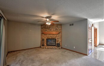 745 Christopher Dr in Forsyth, IL - Building Photo - Building Photo