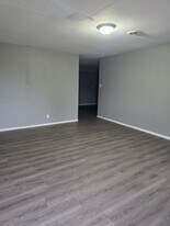 710 St Norbert Dr in Sauget, IL - Building Photo