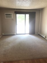 1112 Portland Dr in Bismarck, ND - Building Photo - Building Photo