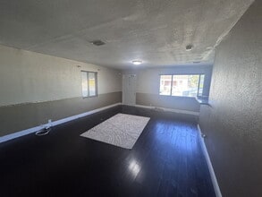 8092 NW 14th Ct in Miami, FL - Building Photo - Building Photo