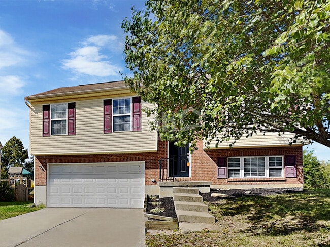 property at 599 Astoria Ct