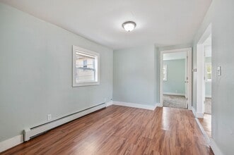 921 15th St in Beaver Falls, PA - Building Photo - Building Photo