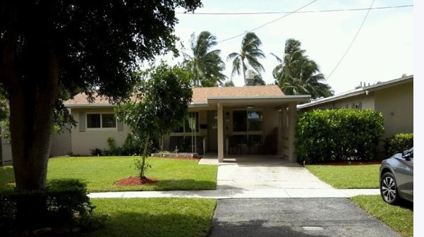 1405 NW 10th St in Dania, FL - Building Photo