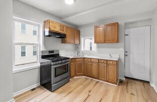101 S Dean St in Baltimore, MD - Building Photo